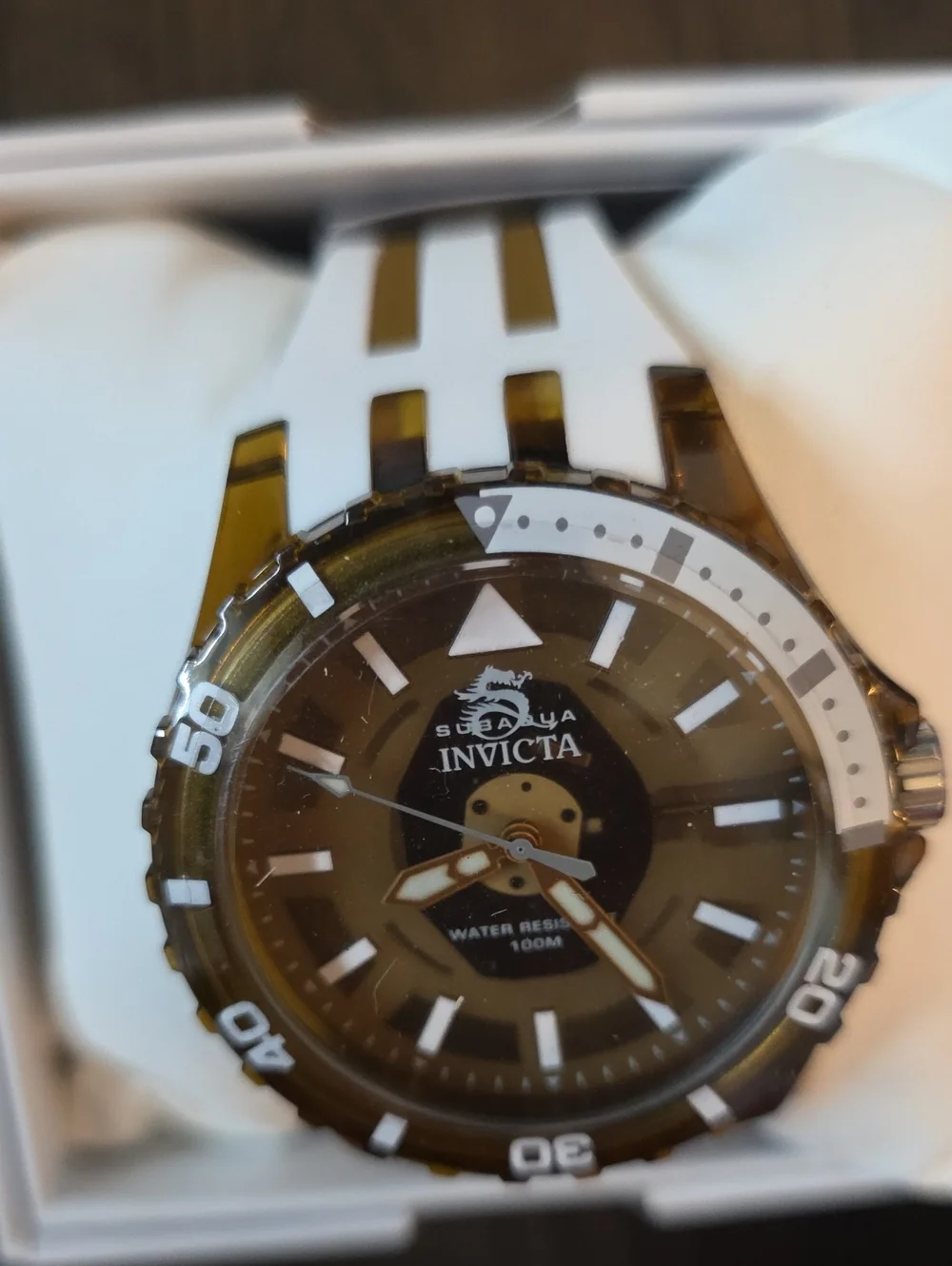 581. Invicta Subaqua Men Watch rubber strap Brown White dial brown 70034